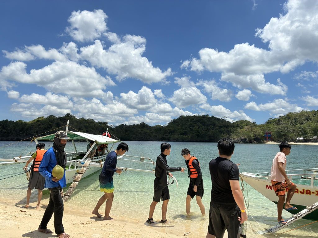 高校生ボランティア留学_海水浴・振返り (5)